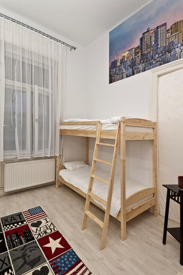 Metropolis Boutique Bed & Breakfast