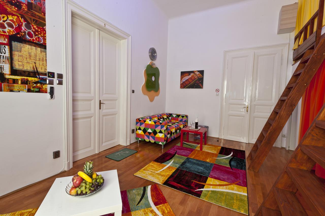 Metropolis Boutique Bed & Breakfast 4*