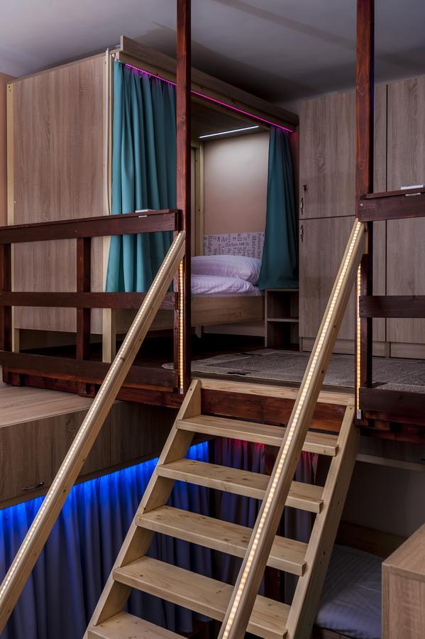 Metropolis Boutique 4*